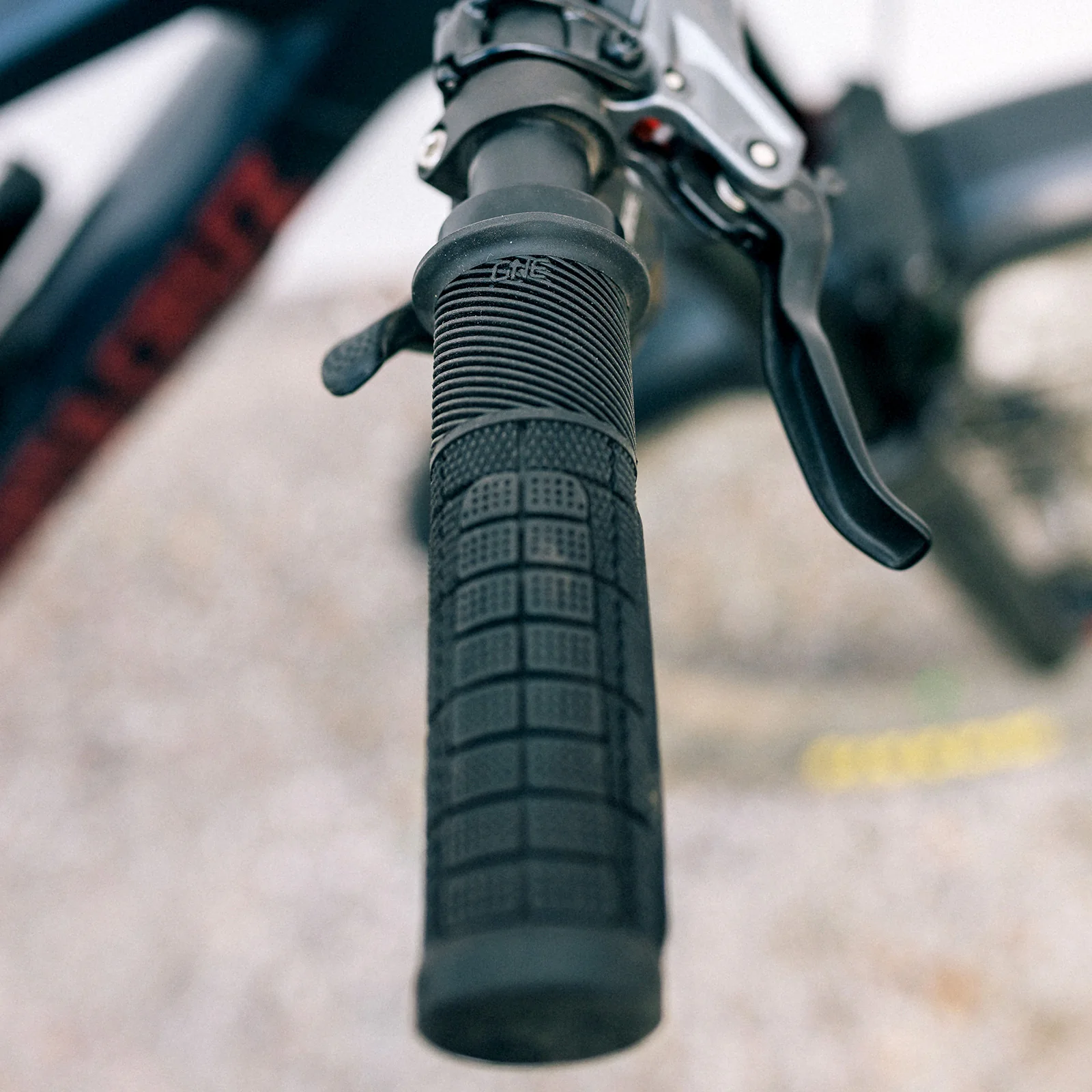 Thick Grips - Image 3